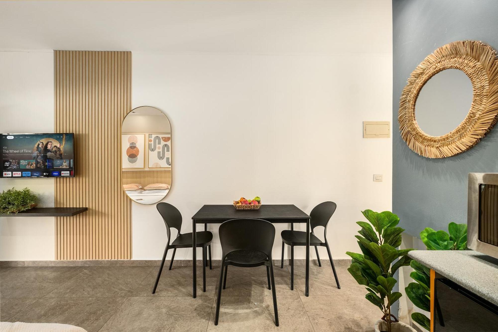 Royal Park Apartments Resort By Sea N Rent エイラート エクステリア 写真