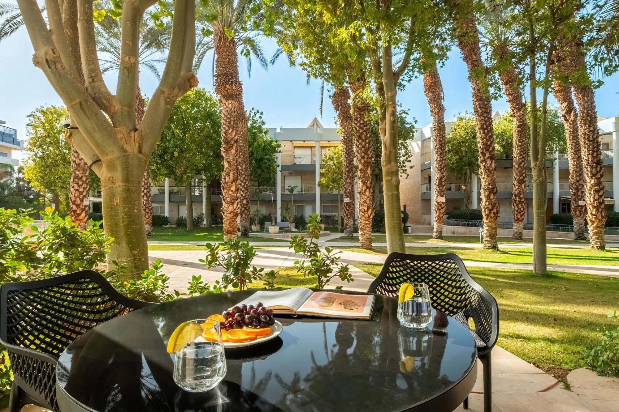 Royal Park Apartments Resort By Sea N Rent エイラート エクステリア 写真