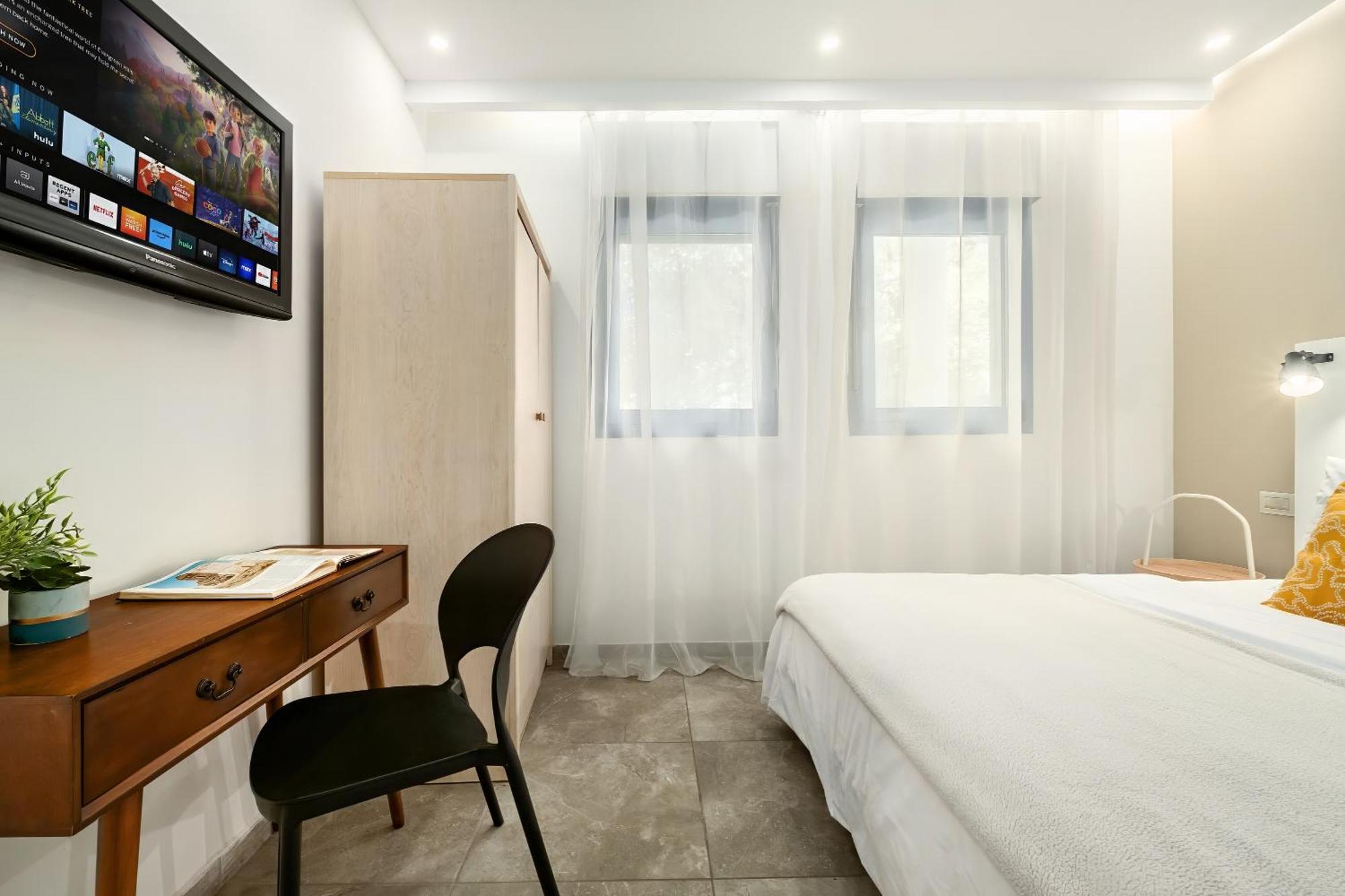 Royal Park Apartments Resort By Sea N Rent エイラート エクステリア 写真
