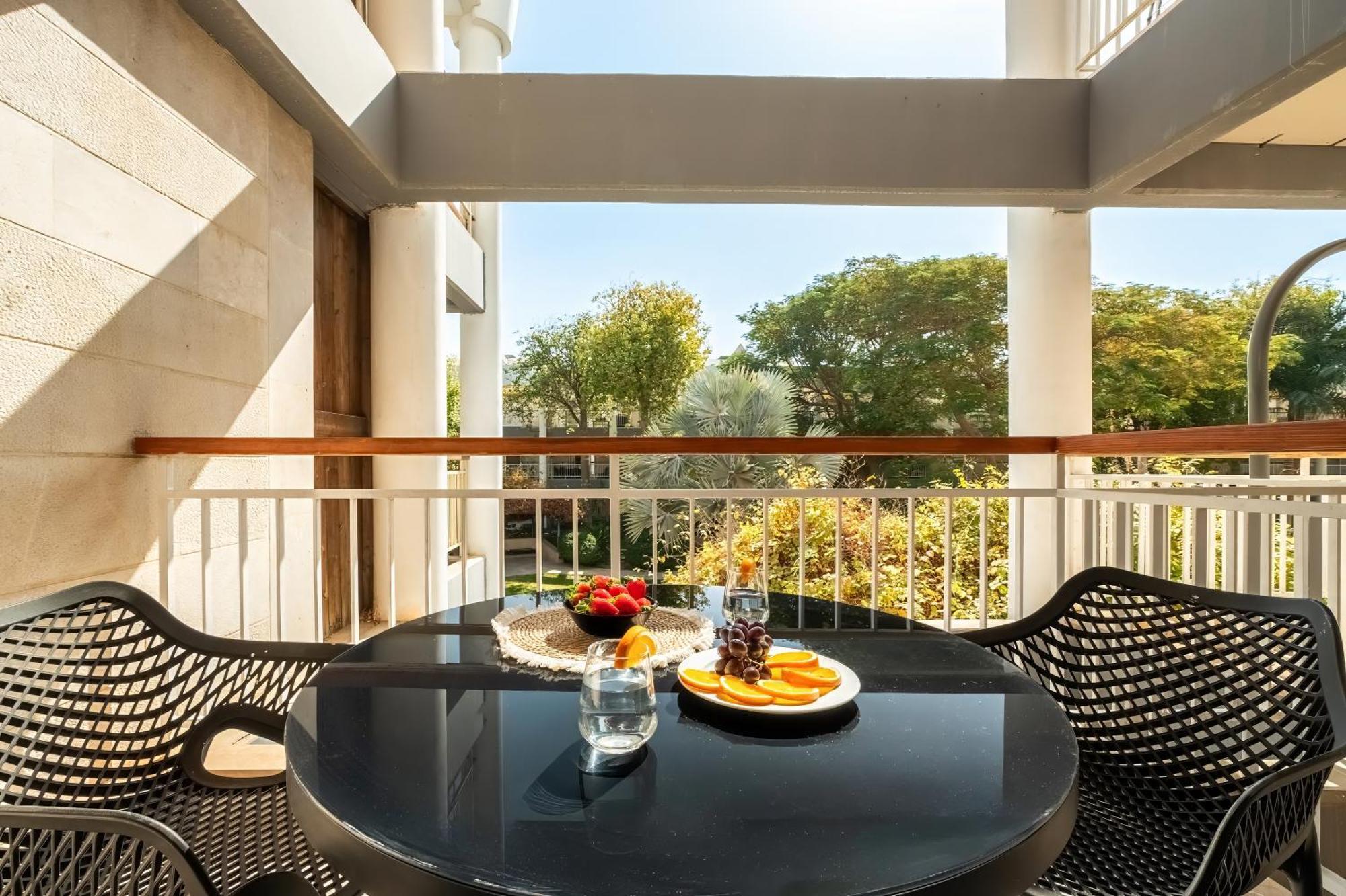 Royal Park Apartments Resort By Sea N Rent エイラート エクステリア 写真